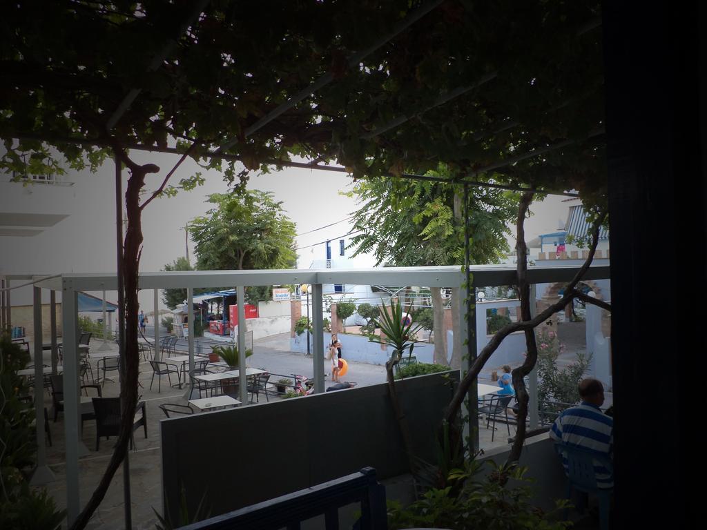 To Kamari Apartment Paralia Agias Foteinis ภายนอก รูปภาพ